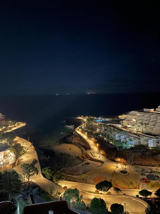 Giulia - Playa Paraiso Tenerife *